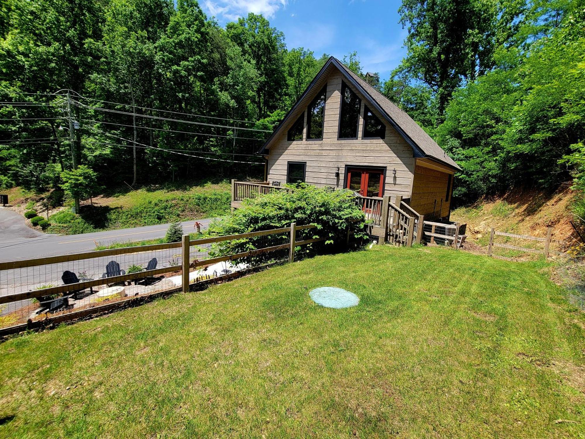 Lil Cabin In The Cove! Mtn Views, Theater, Hot Tub, Games, King Beds, Prime Location! Sevierville Zewnętrze zdjęcie