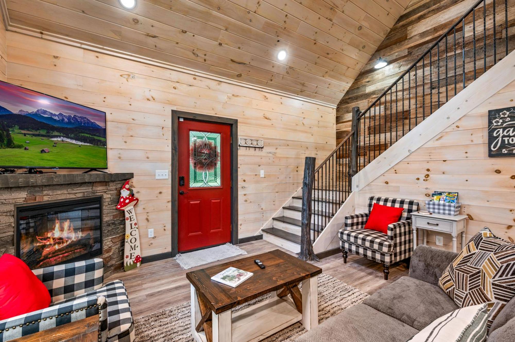 Lil Cabin In The Cove! Mtn Views, Theater, Hot Tub, Games, King Beds, Prime Location! Sevierville Zewnętrze zdjęcie