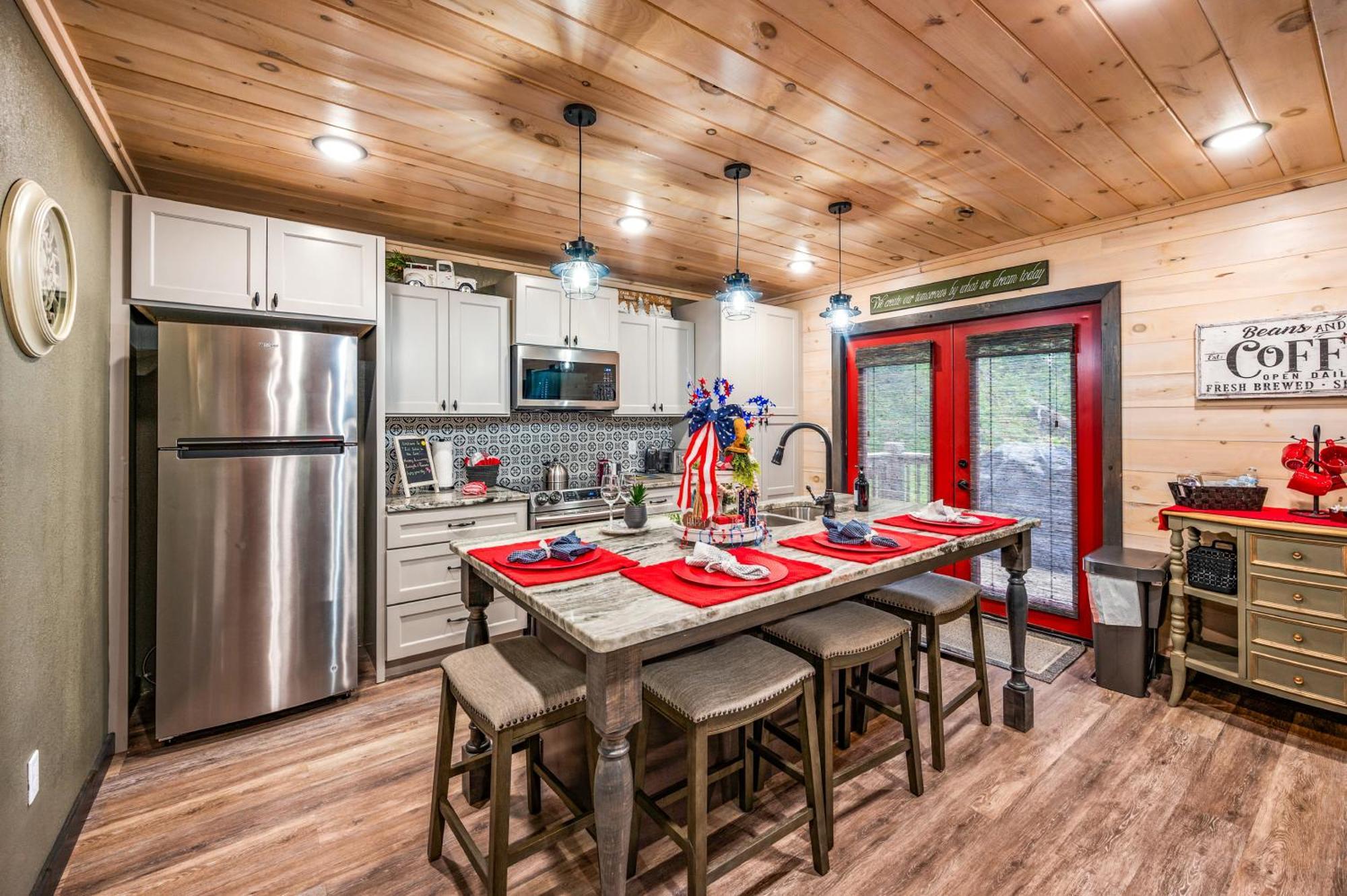Lil Cabin In The Cove! Mtn Views, Theater, Hot Tub, Games, King Beds, Prime Location! Sevierville Zewnętrze zdjęcie