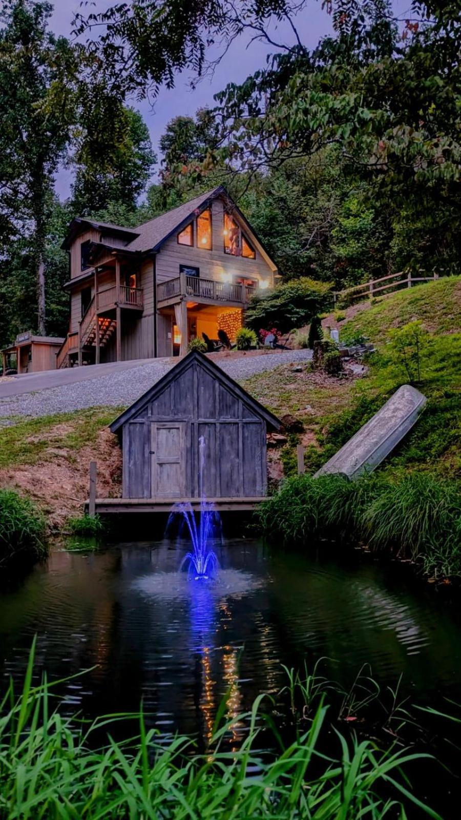 Lil Cabin In The Cove! Mtn Views, Theater, Hot Tub, Games, King Beds, Prime Location! Sevierville Zewnętrze zdjęcie